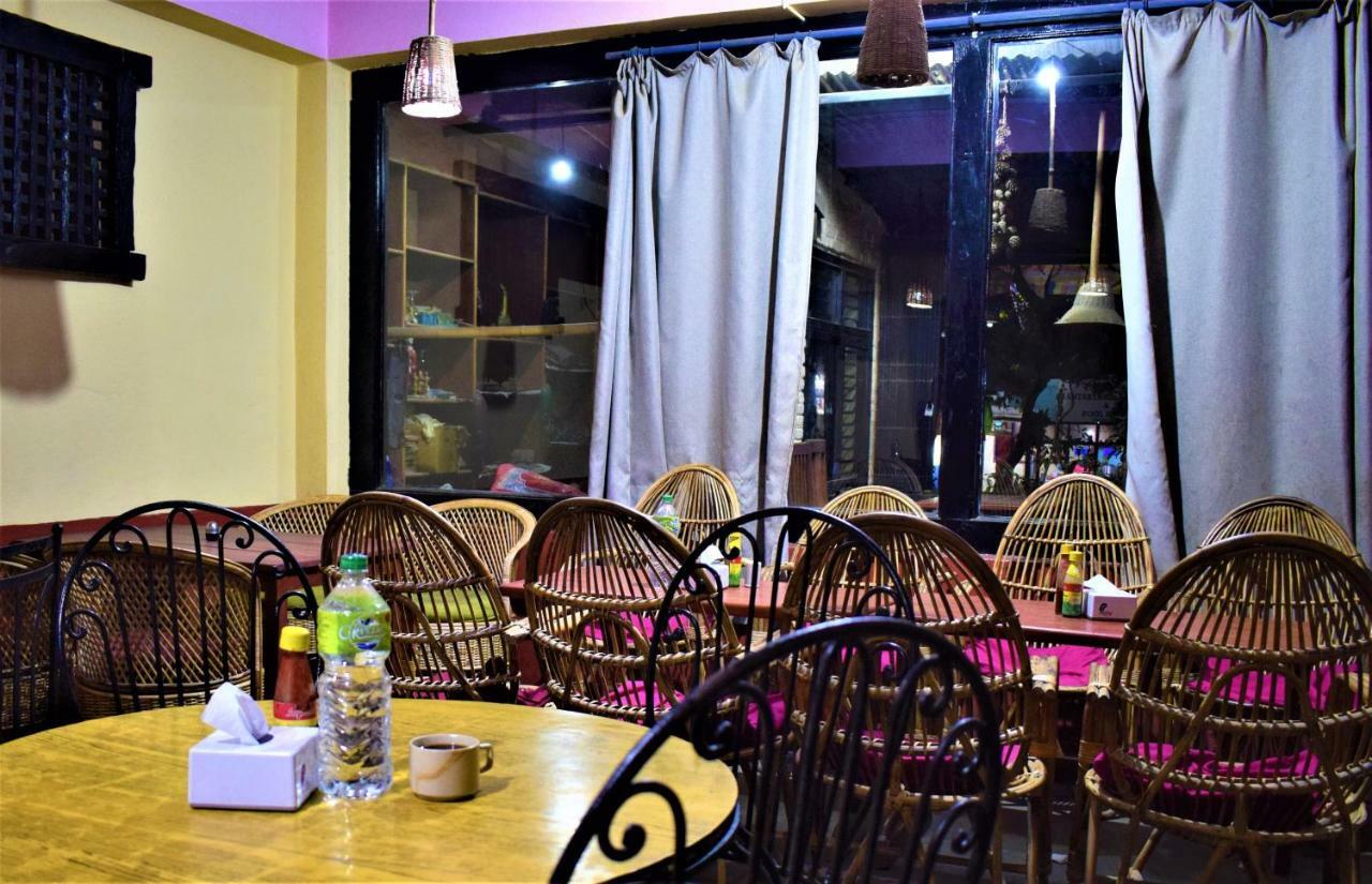 Berg House Cafe And Hotel Nagarkot Eksteriør billede